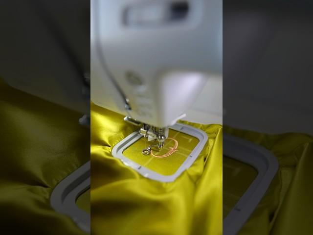 Вышивка на шелке #машиннаявышивка #вышивальнаямашина