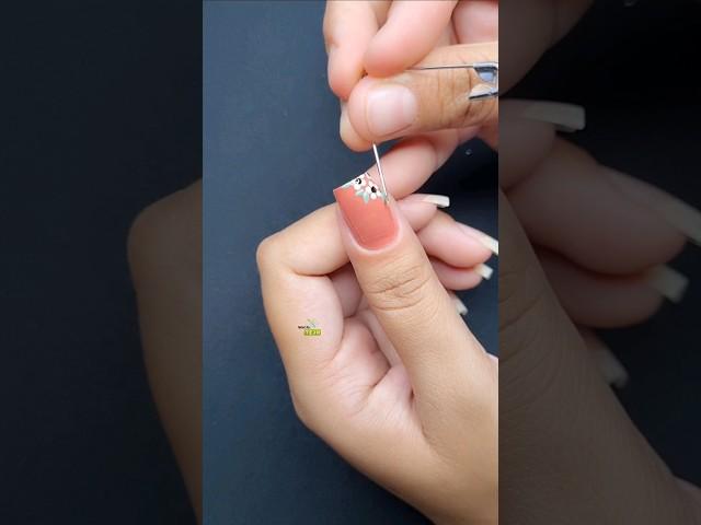 Easy Nailart at Home #nailideas #shorts