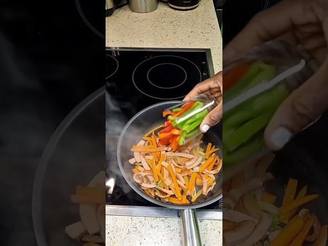 How to make veggies noodles #noodles #veggies #monica'skitchen