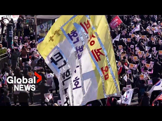 Rival protests grow outside South Korea's presidential residence as Yoon faces arrest