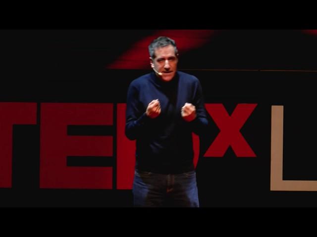 Cinco elementos del periodismo en 2020 | Carlos de  Vega | TEDxLeon