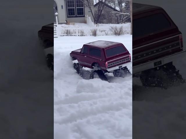 This monster truck even runs in snow | best toy car ever | #shorts #viralvideo #snowfall #truck