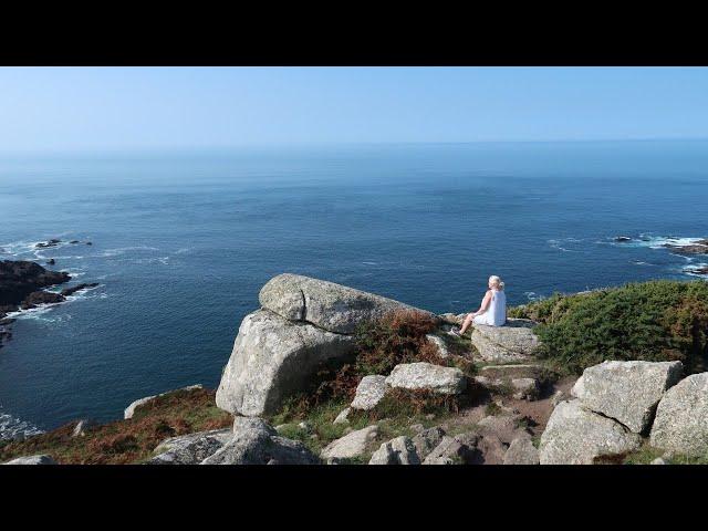 Graves, Graffiti and Giant Granite boulders! - Zennor circular walk, Cornwall