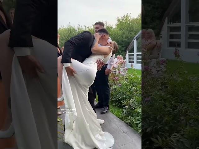 #красиваясвадьба #свадьба #свадьбамосква #wedding #бенгальскиеогни  #декор #декорации #невеста