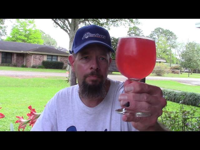 Louisiana Beer Reviews: Mike's Harder Strawberry Pineapple