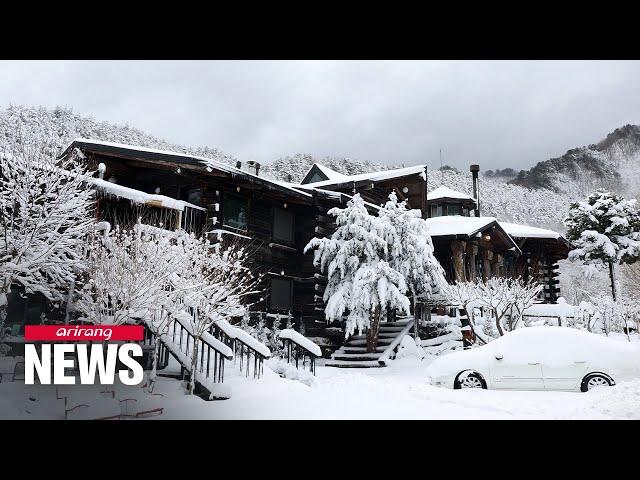 S. Korea hit by heavy snowfall leading to facilities damage, ship cancellations