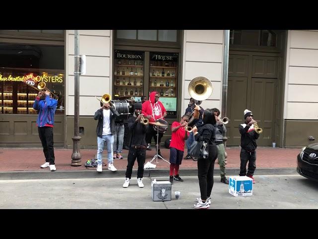 WOW, just Wow! Bourbon Street Jazz Band in New Orleans