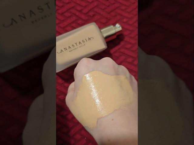 New! Anastasia Beverly Hills Impeccable Foundation 1N Swatch #anastasiabeverlyhills #foundation