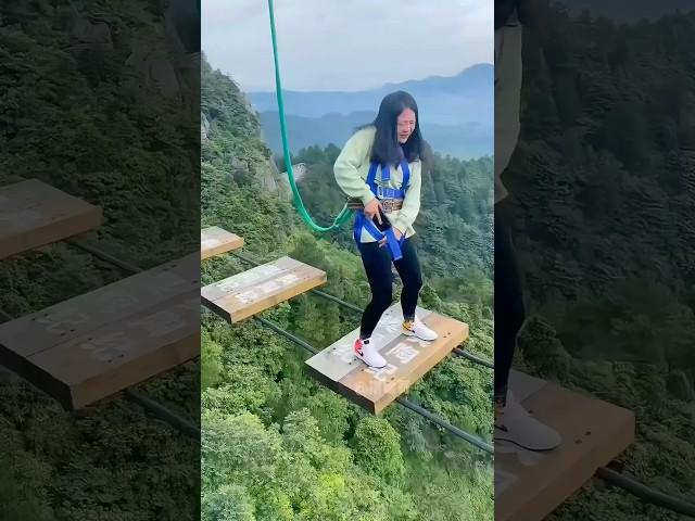 Sky Bridge Challenge!