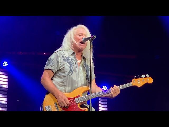 Bruce Hall REO Speedwagon “Back on the Road Again” Pikeville, KY 6/5/2019