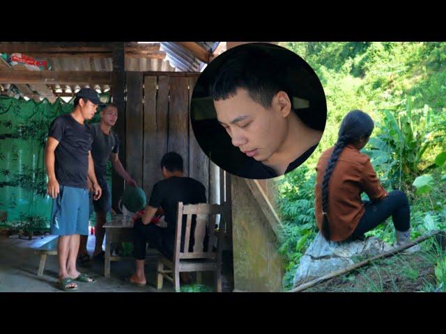 harvesting preserved taro. Chai boy was in trouble with two fierce-looking guys