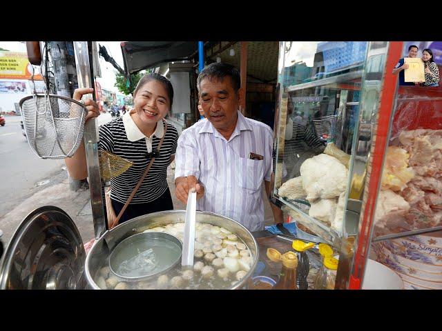 Vị khán giả Đặc Biệt ngày chạy xe giao hàng nhưng Đêm bán Hủ tiếu nước lèo Vị Phở ngon lạ ở Sài Gòn