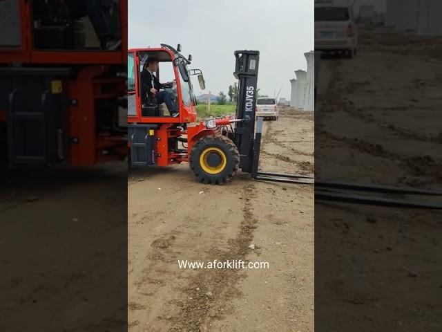 Uneven terrain, can a forklift work? yes!