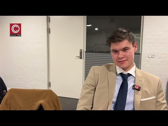 Derfor er vi i ungdomspolitik
