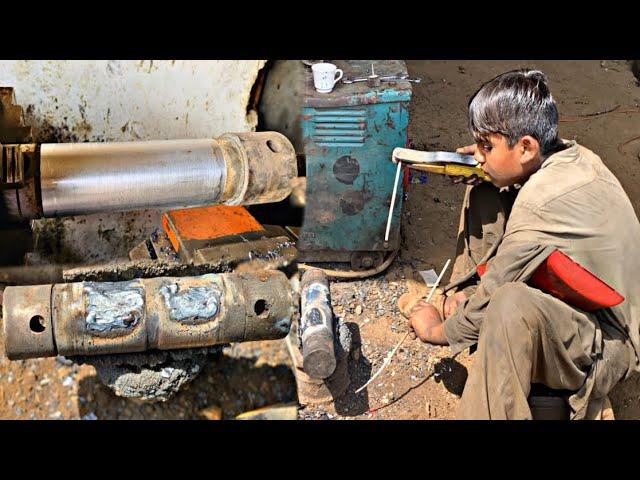 How To Repair Excavator Idle Wheel Pin | In Amazing technique | Pk Amazing Skills