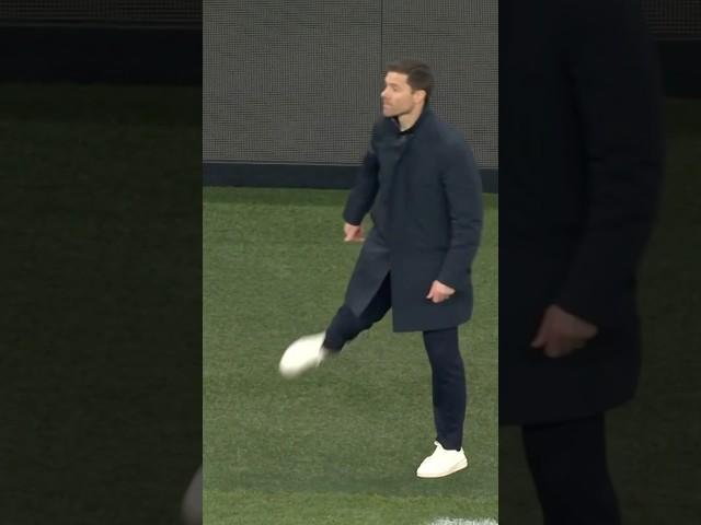Xabi Alonso with the assist 
