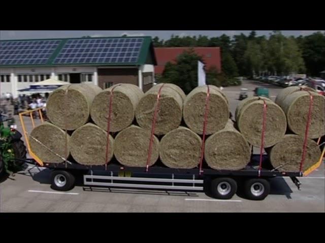 Zur Erntezeit sicher unterwegs mit landwirtschaftlichen Fahrzeugen