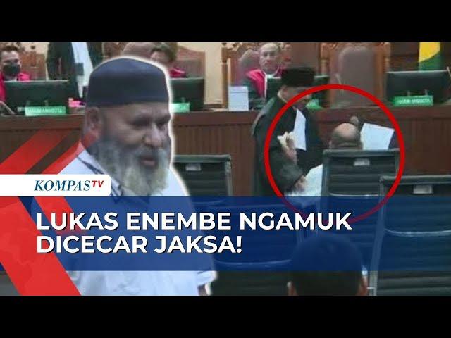 Momen Lukas Enembe Ngamuk Hingga Lempar Mic di Pengadilan Tipikor Jakarta