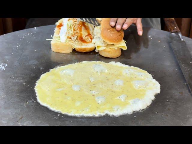  PAKISTAN STREET FOOD, EGG SANDWICHES IN RAWALPINDI TRAIN STATION, RAWALPINDI STREET FOOD, 4K