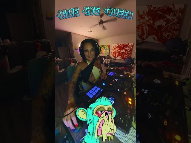 DJ blue eye queen