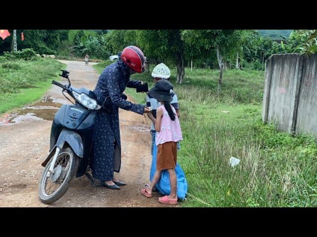 The Kindness of a Single Mother and Her Child When Returning a Found Purse - Phan Nga