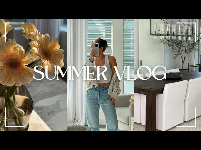 SUMMER VLOG | brunch date, what I’m reading, decorate with me & trader joe’s haul!