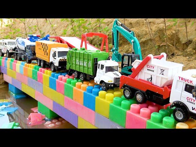 Trucks falls into water and is rescue by crane trucks | BIBO TOYS