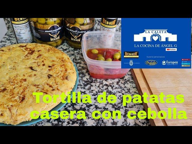 Tortilla de patatas y cebolla