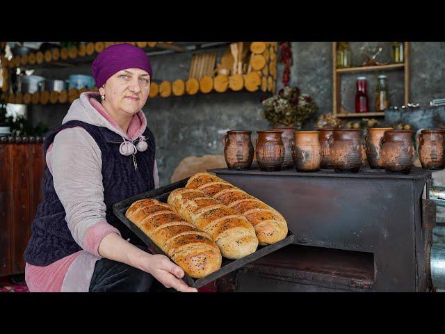 Peasant woman's extraordinary chicken cooking method! - Delicious Chicken in a clay pot recipe