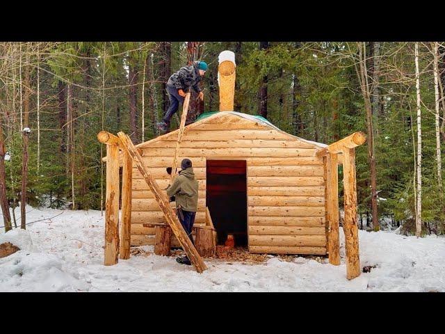 ВЫПАЛ ПЕРВЫЙ СНЕГ! СТРОИМ БОЛЬШУЮ ХИЖИНУ! ПРИШЛОСЬ ОСТАВИТЬ СНЕГОХОД В ЛЕСУ!