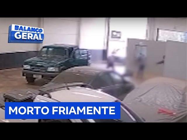 Jovem é executado com mais de 50 tiros