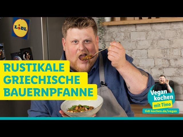 Vegan kochen mit Timo: Rustikale griechische Bauernpfanne