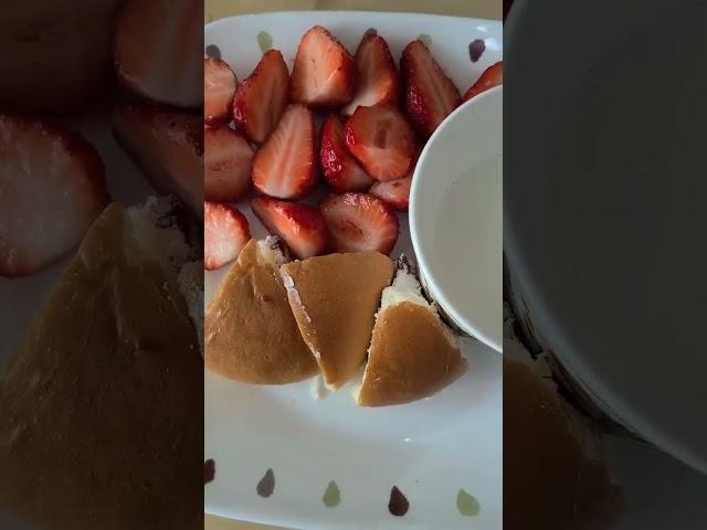 #아침딸기와#우유#빵