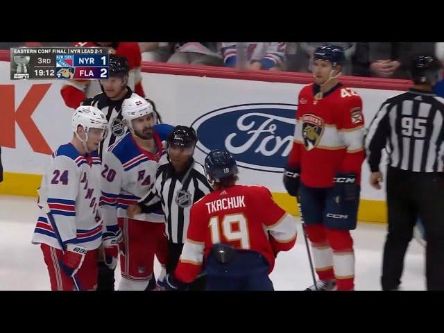 Did Chris Kreider throw Matthew Tkachuk's mouth guard into the stands / 28.05.2024