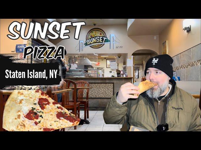 Pizza review: SUNSET PIZZA (Staten Island, NY)