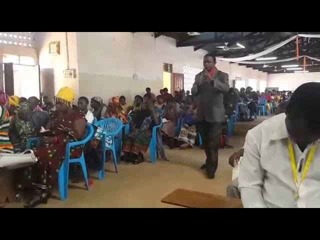 Askofu dr Peter Denis Maniyanguru