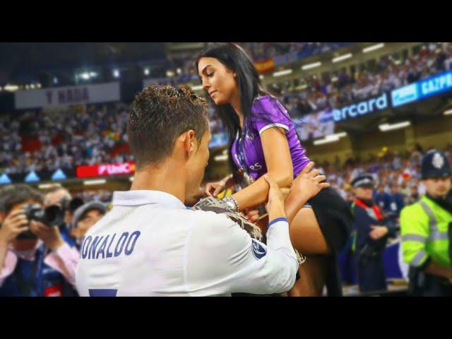 Most Beautiful Kisses Moments in Football