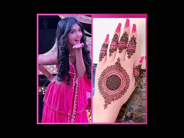 Akshu beautiful dress as mehandi design 