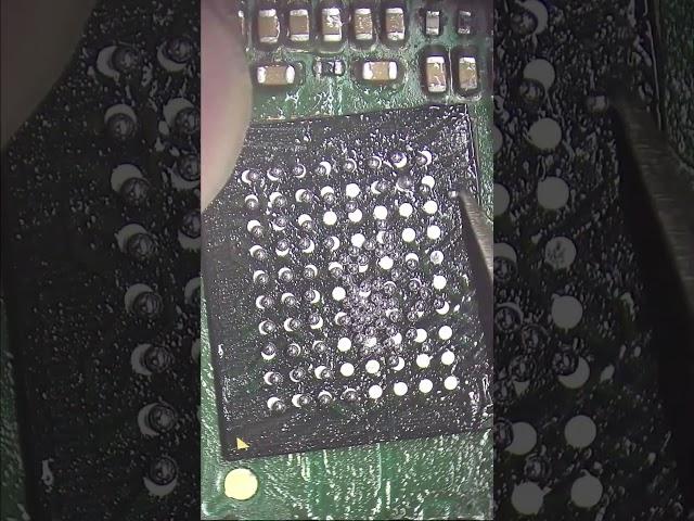 BGA Soldering by hand with no template #electronicsrepair  #ecurepair #soldering #rework #shorts
