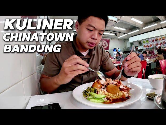 BERBURU KULINER DI KAWASAN PECINAN KOTA BANDUNG