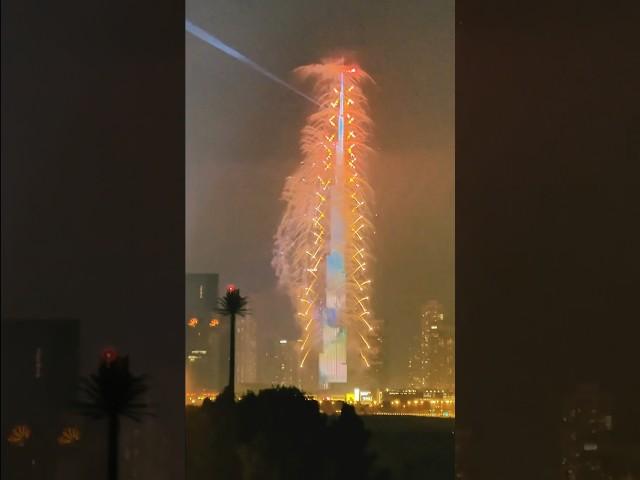 Dubai Burj Khalifa New Years Eve 2024 Fireworks #dubai #happynewyear #burjkhalifa #fireworks