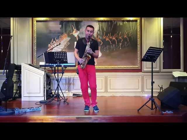 Saxophone player  Andriy Kushniryk Dubai Demo