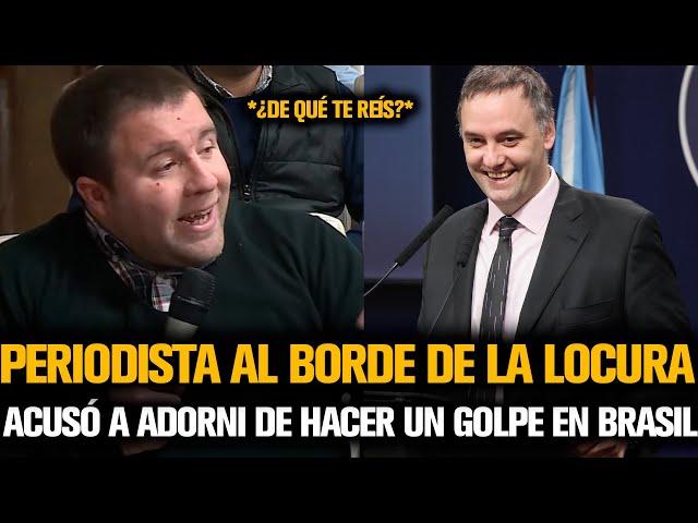 ADORNI ESTALLADO DE RISA CON PERIODISTA AL BORDE DE LA LOCURA