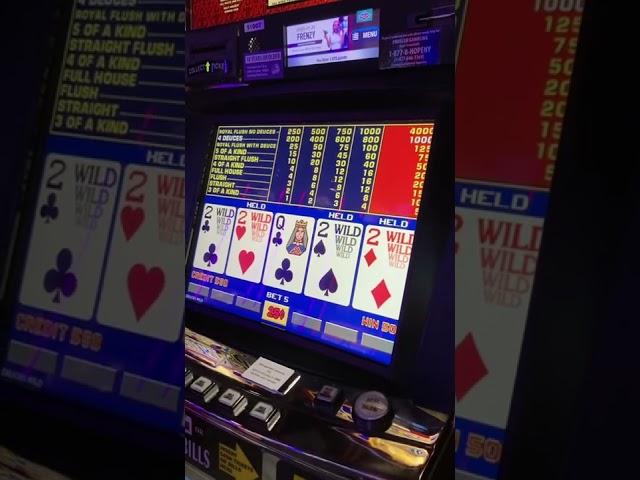  WOW! Dad Got Four Deuces!  4 Deuces!Deuces Wild Video Poker! Live Poker Play at Casino!