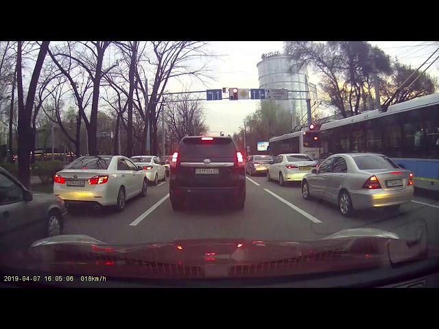 Алматы. Дороги нашего города. Апрель