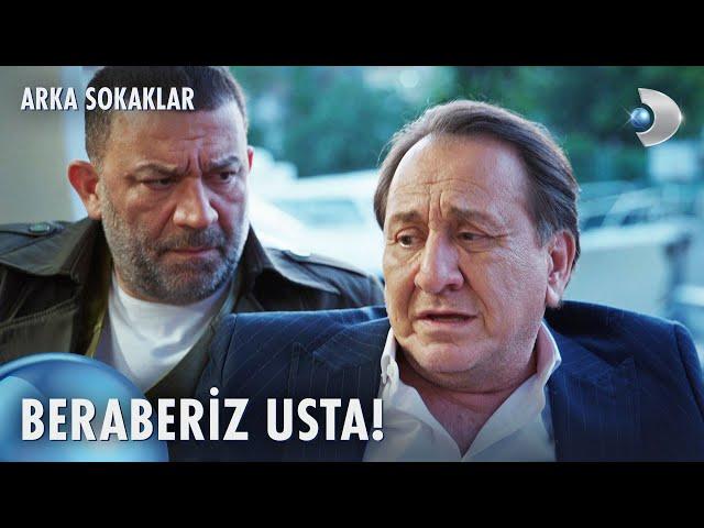 Hüsnü, Rıza Baba ve Mesut'a gerçekleri anlatıyor! | Arka Sokaklar 678. Bölüm