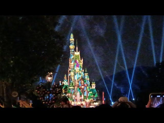 A beautiful place #disneyland in Hong Kong #tourist #spot #guide #blessed #disney #frozen