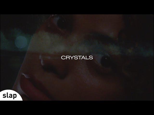 Gustavo Bertoni - Crystals (Visualizer Oficial)