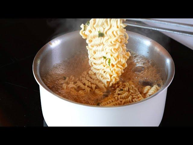 라면 맛있게 끓이는방법  계란의 부드러움 면발의 쫄깃함 무엇 ?