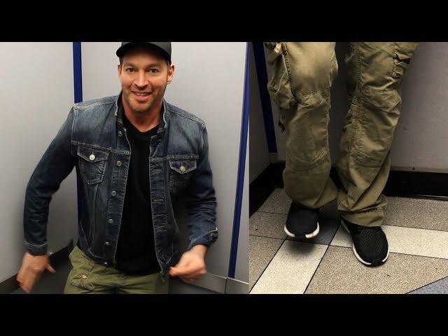 Harry Connick Jr's Elevator Jam!
